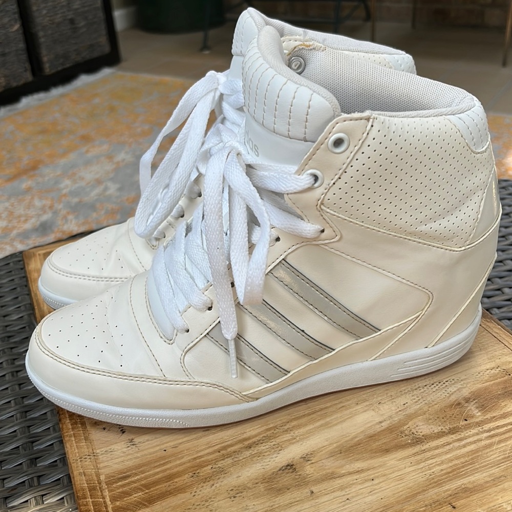 💥1 day only discount💥 Adidas white Neo wedge sneakers. Size 8.5